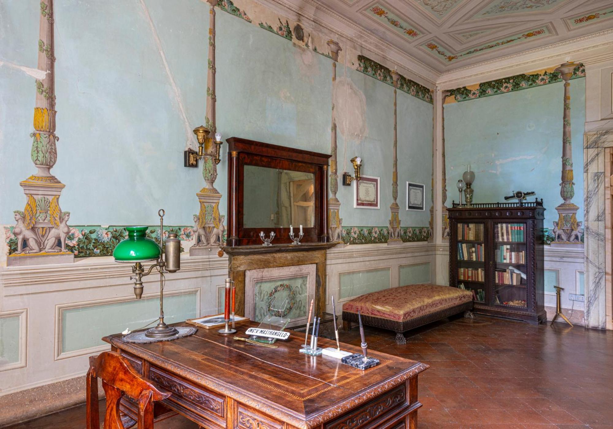 B&B In An 1800S Frescoed Villa With Panoramic Solarium And Historic Park - Villa Mastrangelo Colli del Tronto Buitenkant foto